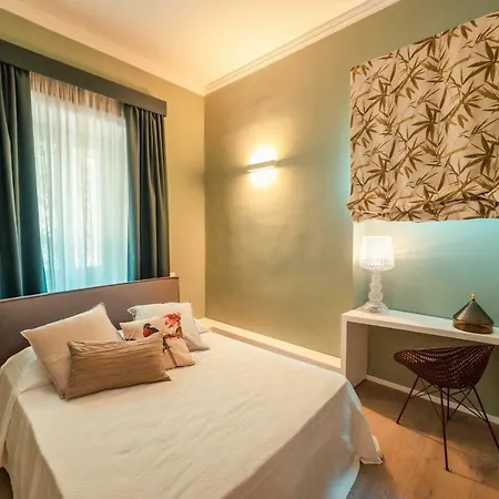 Apartment & Catania